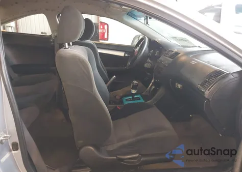 2004 Honda Accord 2.4 Lx z USA, uszkodzony, nr VIN 1HGCM72224A015173